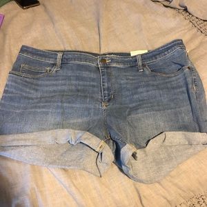 universal thread denim shorts  20w new with tags